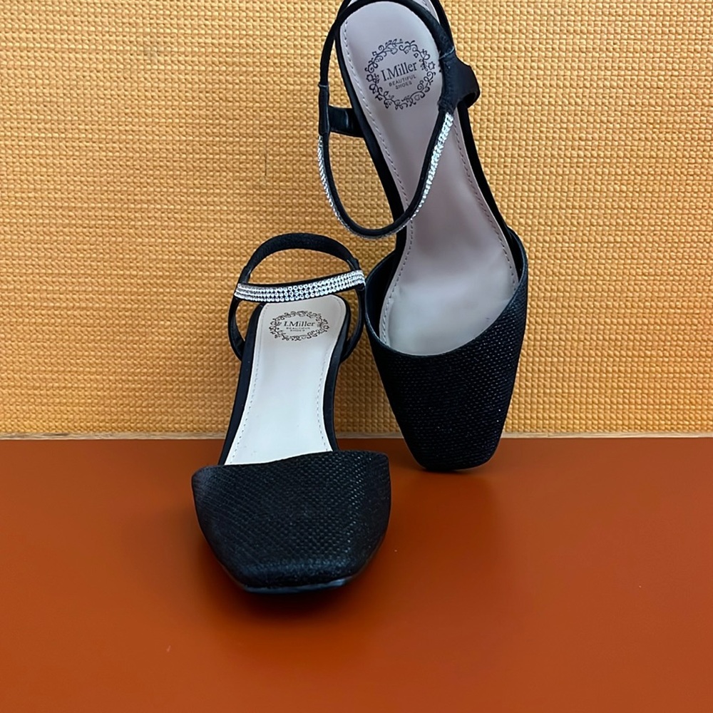 I Miller Beautiful Shoes black heeled sandals